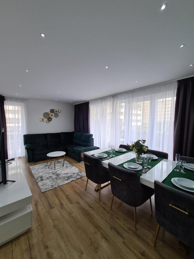 Luxury 2 Bedroom Appartamento