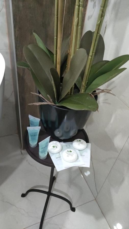 Luxury 2 Bedroom Appartamento *